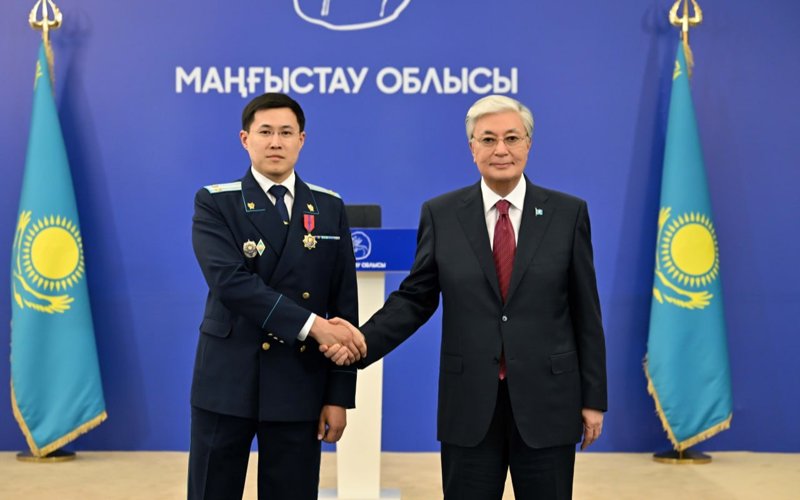 Сотрудники правоохранительных органов Мангистау получили награды из рук Президента Сотрудники правоохранительных органов Мангистау получили награды из рук Президента