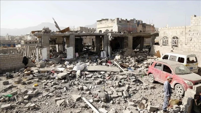 Число погибших после удара США по нефтяному терминалу в Йемене выросло