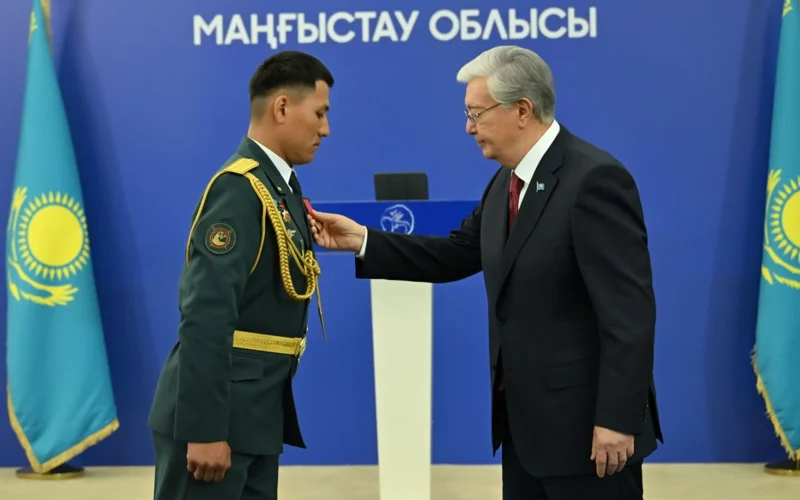 Сотрудники правоохранительных органов Мангистау получили награды из рук Президента
