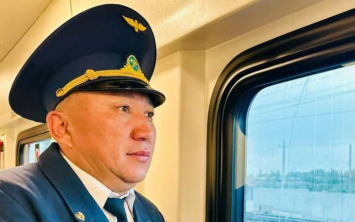 Almaty-Tashkent baǵytyndaǵy poıyzynda jolserik 9 jasar balanyń ómirin saqtap qaldy