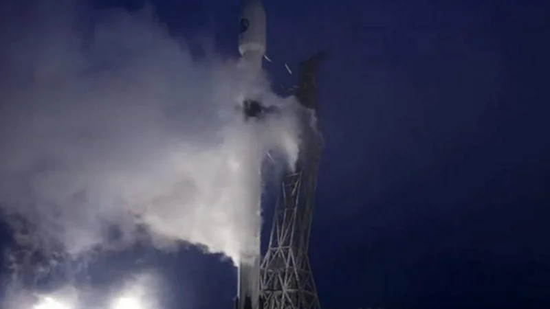 SpaceX АҚШ-тың барлау қызметіне арналған спутниктерді ғарышқа ұшырды
