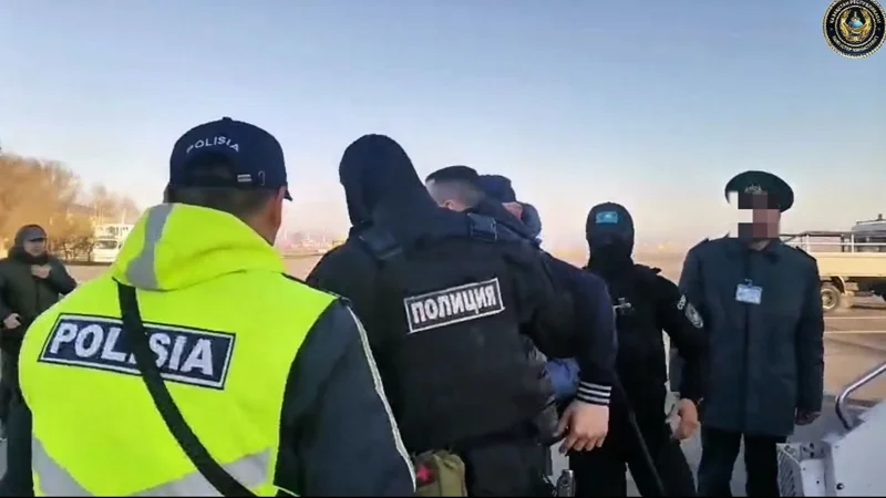 9 jyl boıy izdeýde júrgen qylmysker áýejaıda ustaldy
