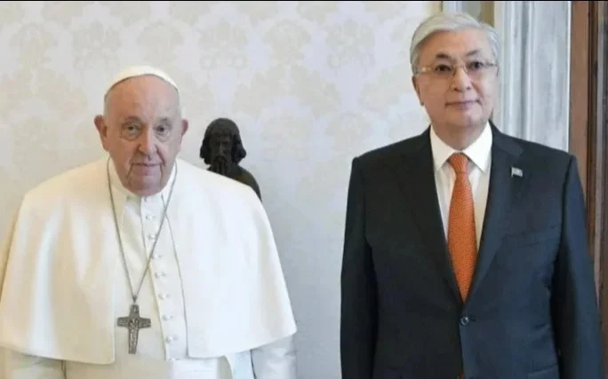 Рим Папаси Франциск бутун дунё аҳли хотирасида тинчлик тарафдори сифатида қолади — Тоқаев