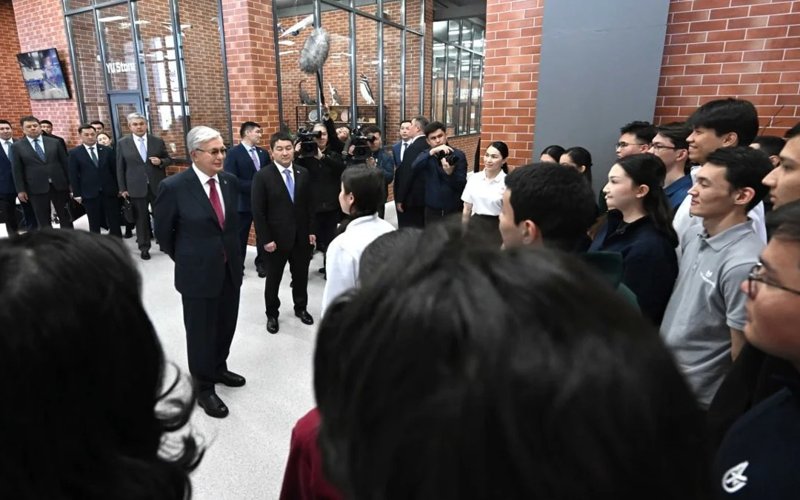 The Head of State visited an exhibition dedicated to the Taza Qazaqstan Eco Festival The Head of State visited an exhibition dedicated to the Taza Qazaqstan Eco Festival