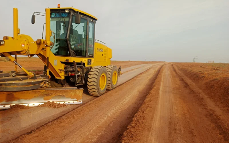 Миллионы на глину: 10 сел в Атырау более 40 лет ждут асфальта