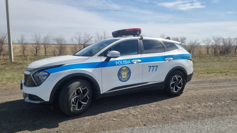 Мобильді кешен орнатылған полиция көлігі арнайы шамын жақпай жүрсе, заңбұзушылық болып есептеле ме