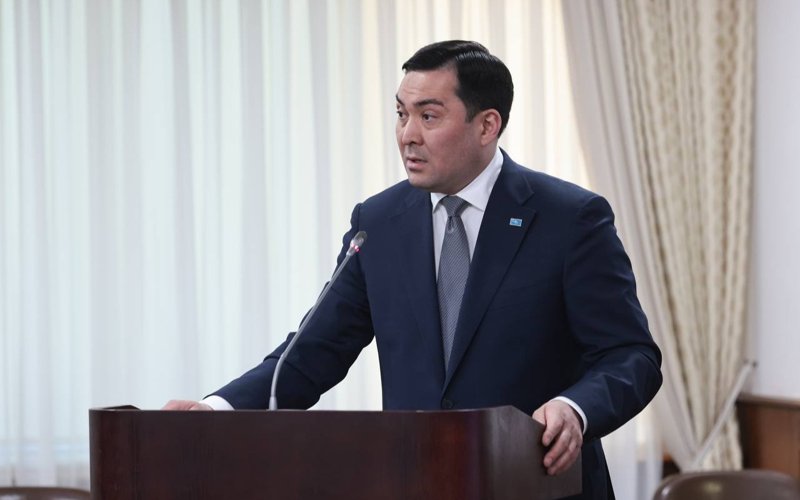 Ерлан Ақкенженов Энергетика министрі