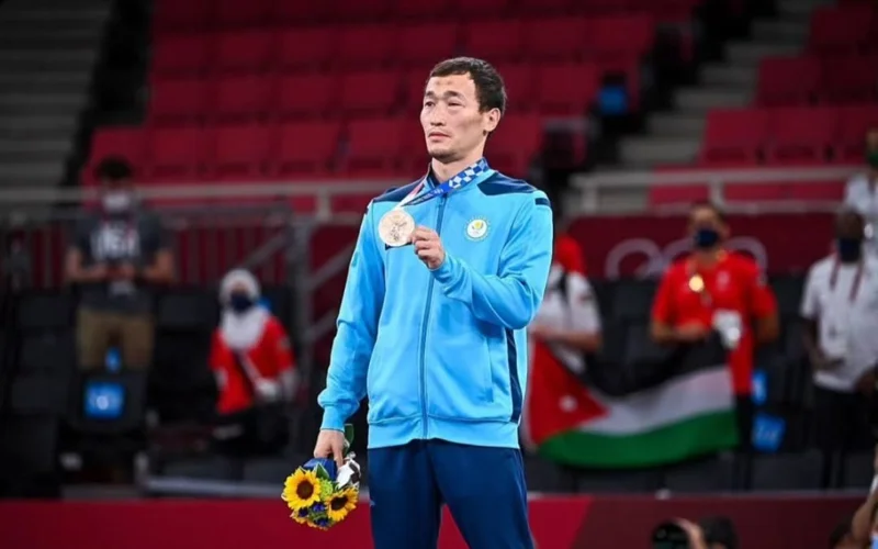каратэ - бас бапкер