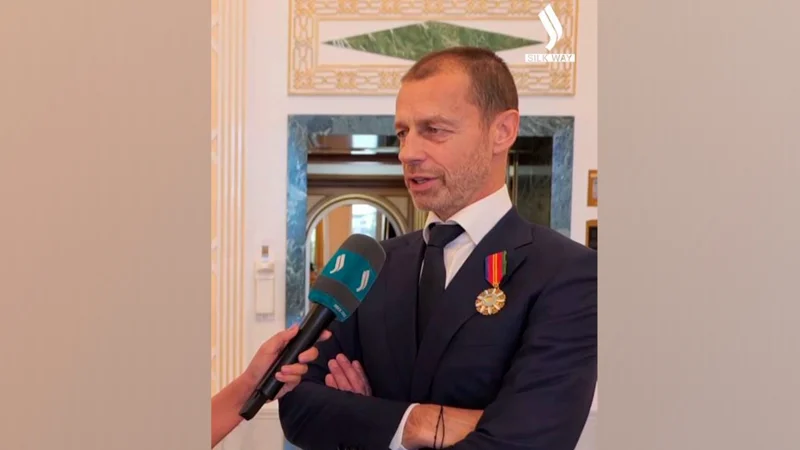 Александр Чеферин