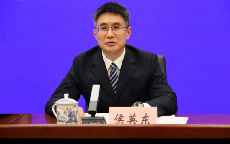 директор Департамента надзора за безопасностью ядерной энергетики МЭиОО КНР Хоу Иньдун