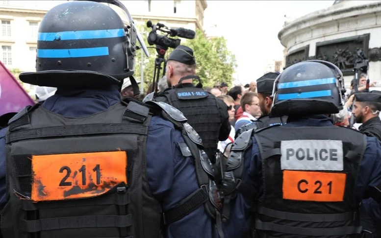 Франция полиция