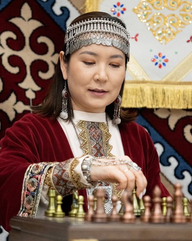 Gúlmıra Dáýletova Gúlmıra Dáýletova