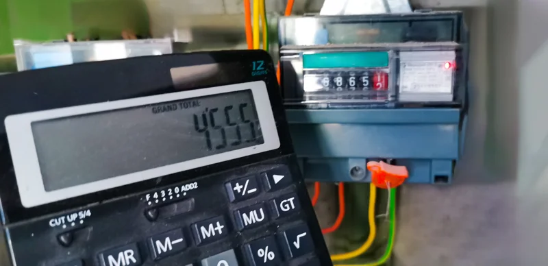 Электр энергиясына қарызы бар алматылықтар жарықтан ажыратылады 