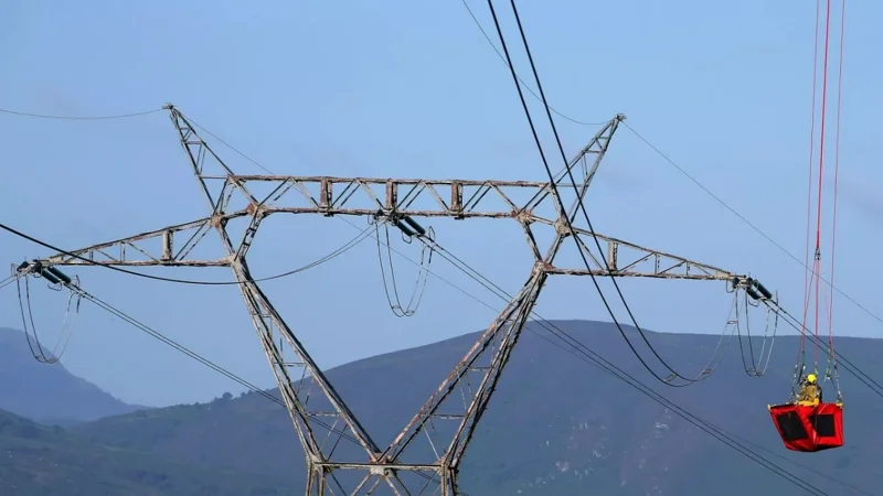 Португалия мен Испанияда жарық беру жүйесі қалпына келтірілді