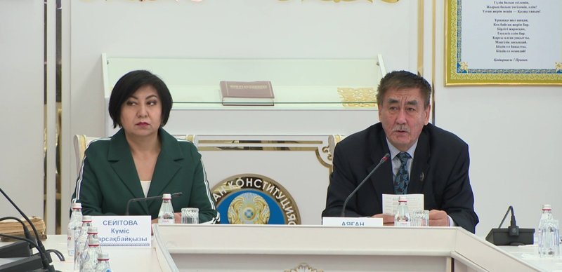 https://kaz.inform.kz/news/zhetisu-oblysyndagy-shokan-ualihanov-muzeyine-kurdeli-zhondeu-zhurgiziledi_a4073354/ Kúmis Seıitova