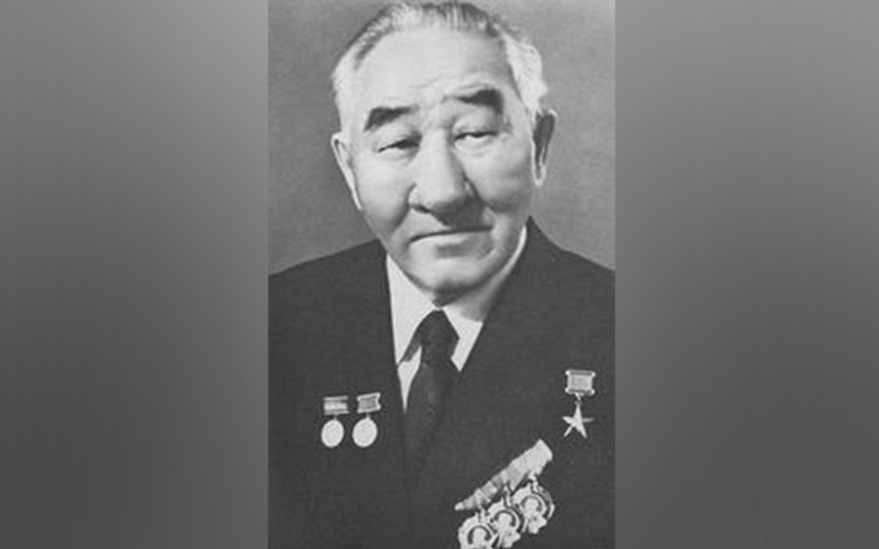 КОЖАМКУЛОВ Сералы (Серке) КОЖАМКУЛОВ Сералы (Серке)