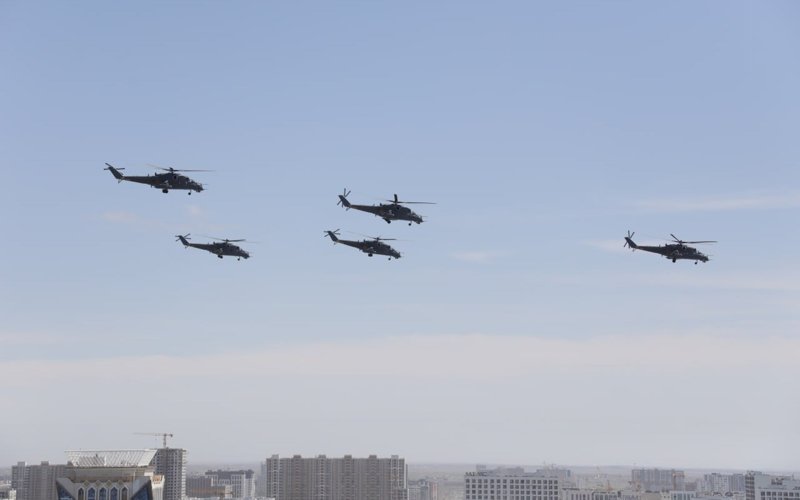 Военные летчики готовят авиашоу к юбилею Победы в Астане р
