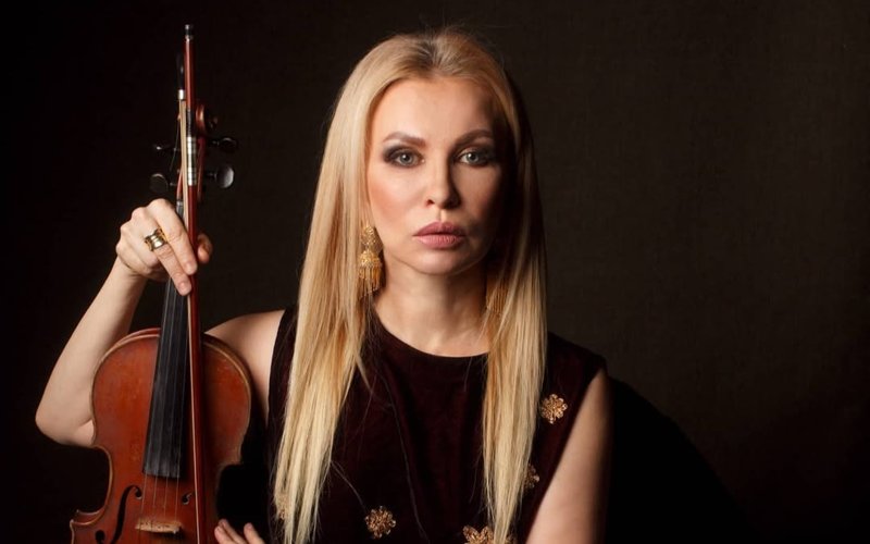 Jámıla SERKEBAEVA Jámıla SERKEBAEVA