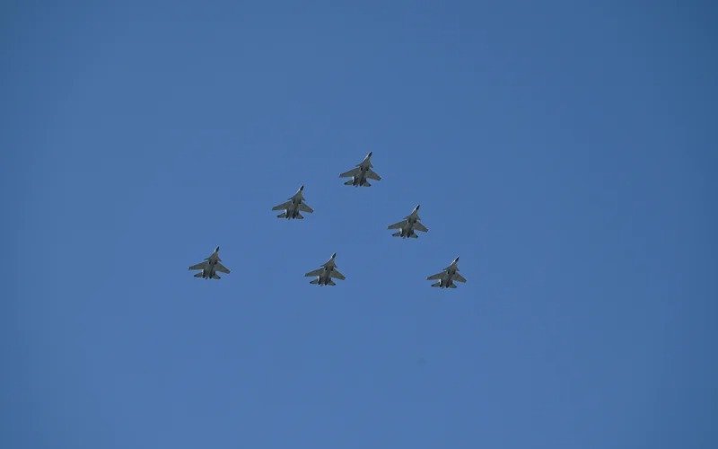 Kazakh combat pilots preparing for air show ahead of Victory Day Parade