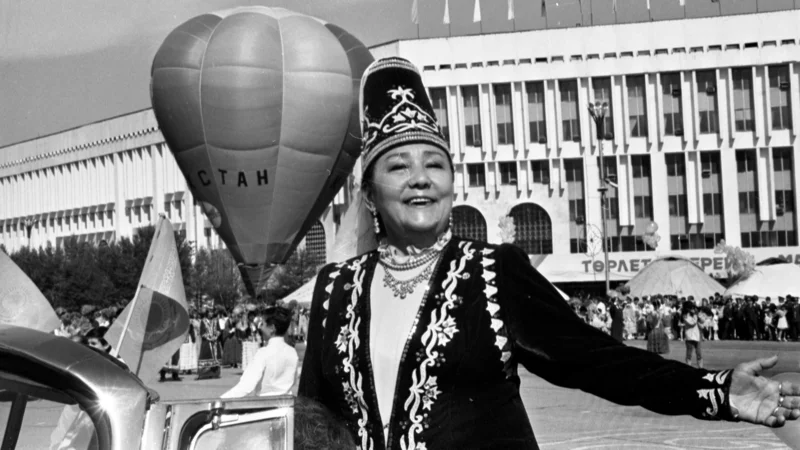 1 мая. О чем писал Казинформ