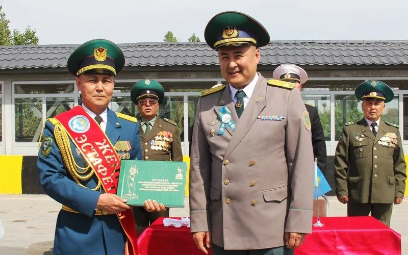 Kyrgyzstan welcomes Victory Relay from Kazakhstan Kyrgyzstan