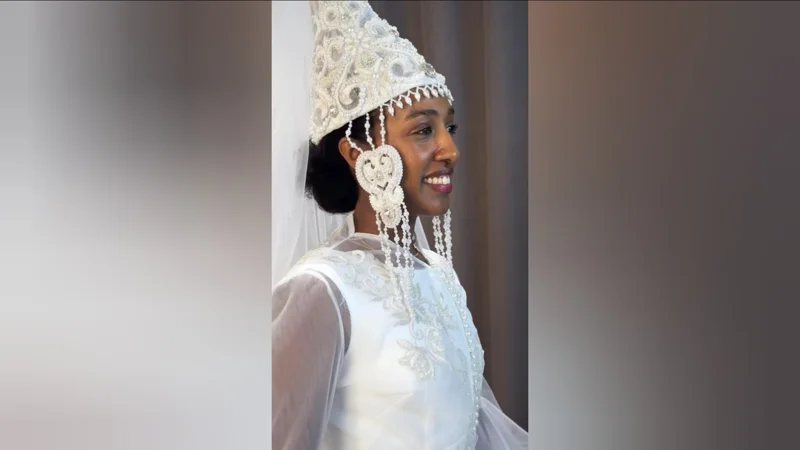 Казахская одежда становится мировым трендом - дизайнер