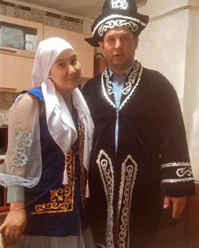 Алексей Морозов с супругой Айгерим Алексей Морозов с супругой Айгерим