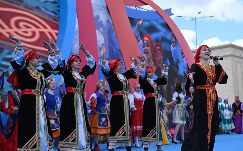 Ақтөбеліктер Қазақстан халқының бірлігі күнін жылы әрі достық атмосферада атап өтті Ақтөбеліктер Қазақстан халқының бірлігі күнін жылы әрі достық атмосферада атап өтті