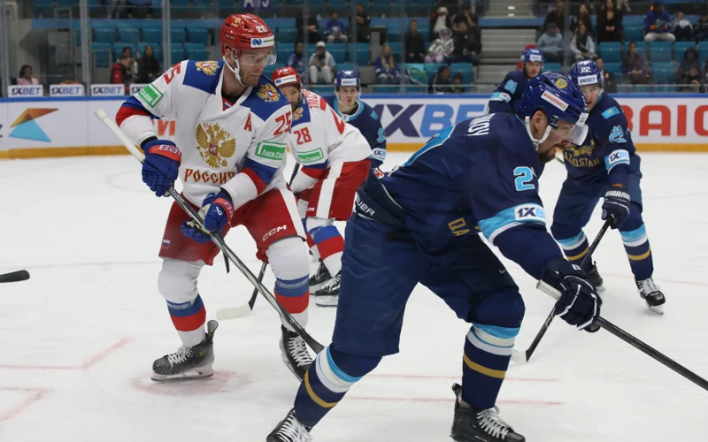 Хоккей: сборная Казахстана провела матч против России