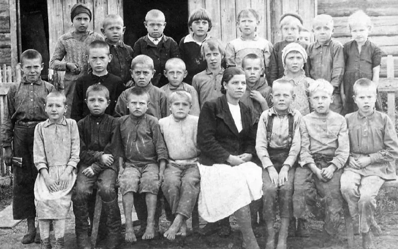 в разгар войны в Кызылорде работали польская школа и детский сад