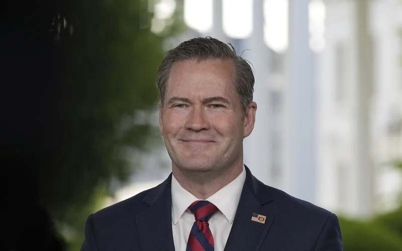 АҚШ-тың ұлттық қауіпсіздік жөніндегі кеңесшісі Майк Уолц отставкаға кетпекші