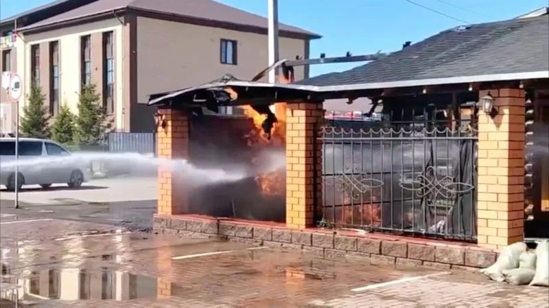 18 часов пожарные тушили газгольдер в Косшы