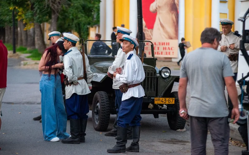 исторический сериал выпускает Первый канал Евразия