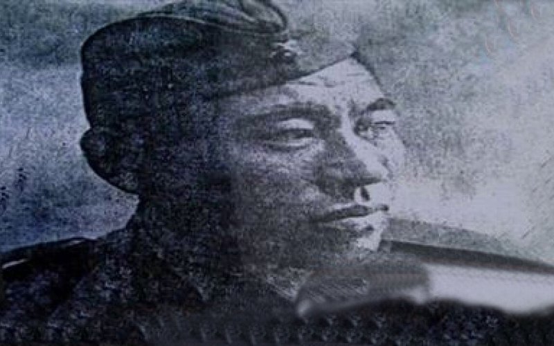 Красноармеец Сююбаев (Суйеубаев) Исатай Шахатович — автоматчик роты автоматчиков 1036-го стрелкового полка 293-й стрелковой дивизии Красноармеец Сююбаев (Суйеубаев) Исатай Шахатович — автоматчик роты автоматчиков 1036-го стрелкового полка 293-й стрелковой дивизии