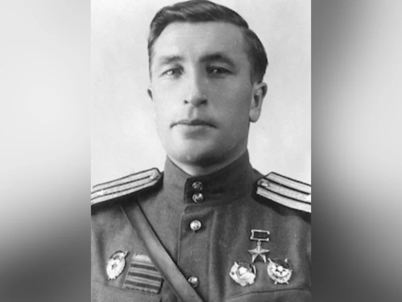 ГЕРОИ ВЕЛИКОЙ ОТЕЧЕСТВЕННОЙ ВОЙНЫ: Тимофей Позолотин