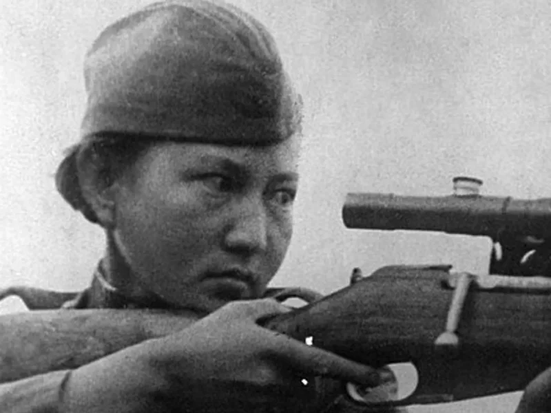 ГЕРОИ ВЕЛИКОЙ ОТЕЧЕСТВЕННОЙ ВОЙНЫ: Алия Молдагулова 