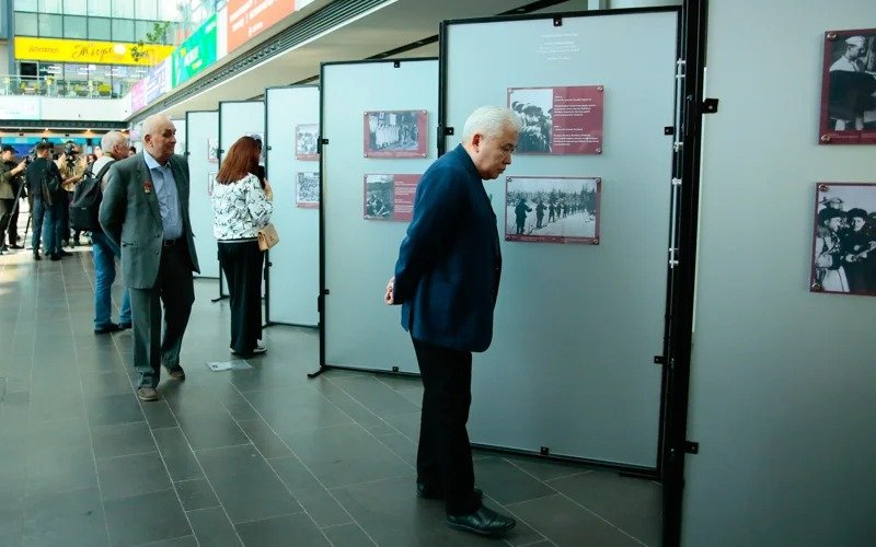 exhibition Kazinform News Agency marks 80 years of Great Victory with photo exhibition in Kazakh capital