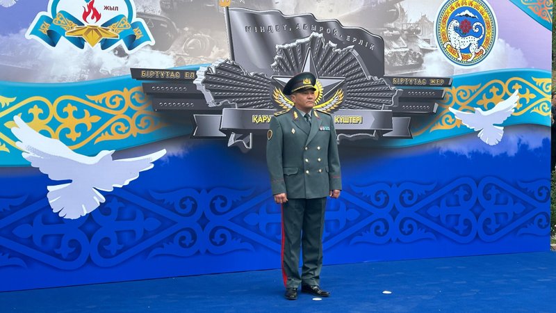 Алматының 28 панфиловшылар саябағында ашық аспан астындағы музей ашылды Алматының 28 панфиловшылар саябағында ашық аспан астындағы музей ашылды