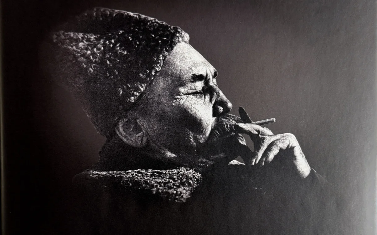 Ретро аудармалары бар порнографиялық фильмдерді қараңыз