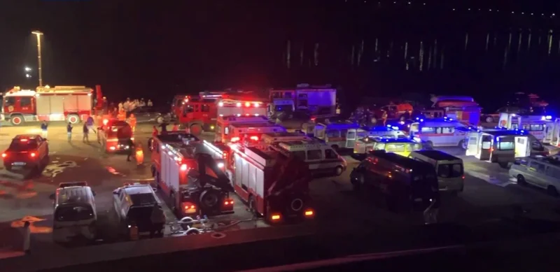 Прогулочные суда перевернулись на реке в Китае, 10 человек погибли