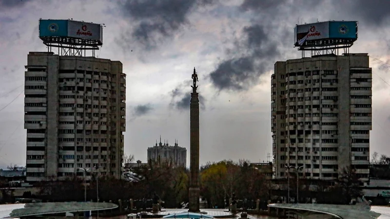 погода, Алматы, монумент независимости