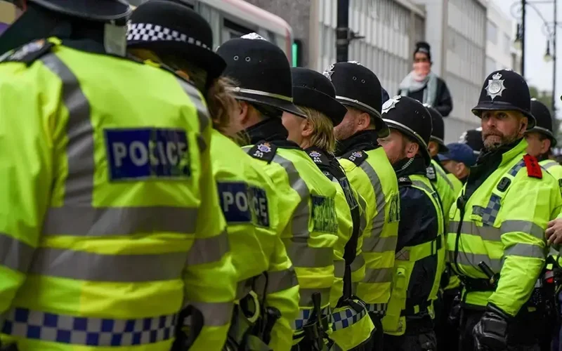 Британия полицияси