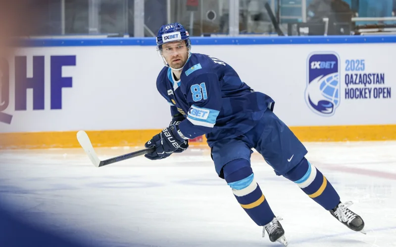 Определился состав команды Казахстана по хоккею на участие в чемпионате мира