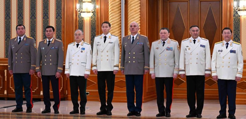 Қызметтік борышын атқаруда көрсеткен ерлігі мен жанқиярлығы үшін бір топ азамат наградталды Қызметтік борышын атқаруда көрсеткен ерлігі мен жанқиярлығы үшін бір топ азамат наградталды