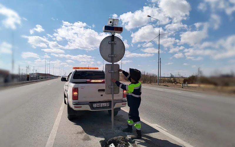 На республиканских трассах ВКО устанавливают стробоскопы