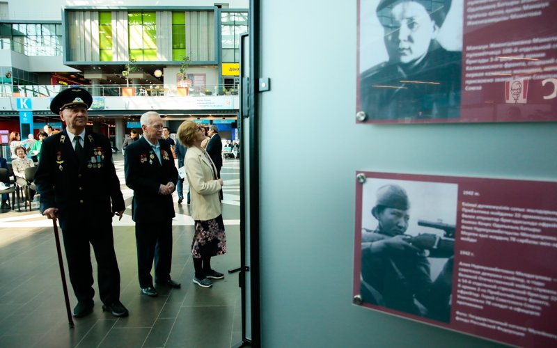 На вокзальном комплексе «Нұрлы жол» прошла фотовыставка и высажено 80 деревьев в честь 80-летия Победы На вокзальном комплексе «Нұрлы жол» прошла фотовыставка и высажено 80 деревьев в честь 80-летия Победы