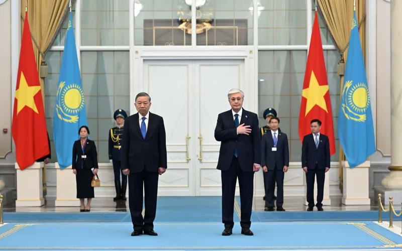 Генсек ЦК Компартии Вьетнама прибыл в Акорду