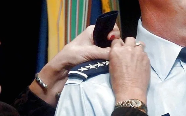 Число 4-звездных генералов армии сократится на 20% в США