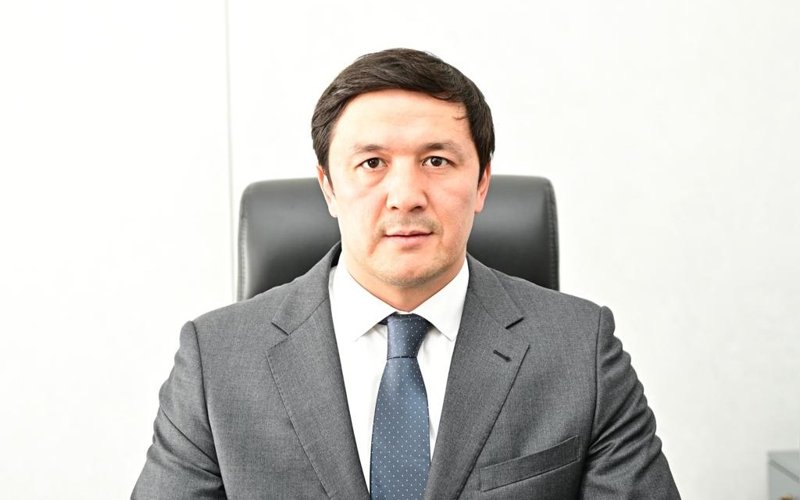 Azamat Baýyrjanuly BEKET Azamat Baýyrjanuly BEKET