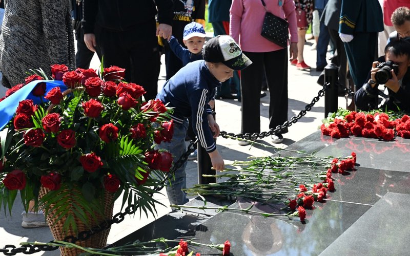 Алматыда Отан қорғаушылар күні мен Жеңістің 80 жылдығы қалай тойланады Алматыда Отан қорғаушылар күні мен Жеңістің 80 жылдығы қалай тойланады